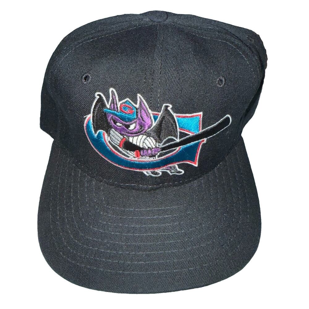 Vintage 90s Greensboro Bats Baseball Milb New Era Pro Model Snapback Hat USA